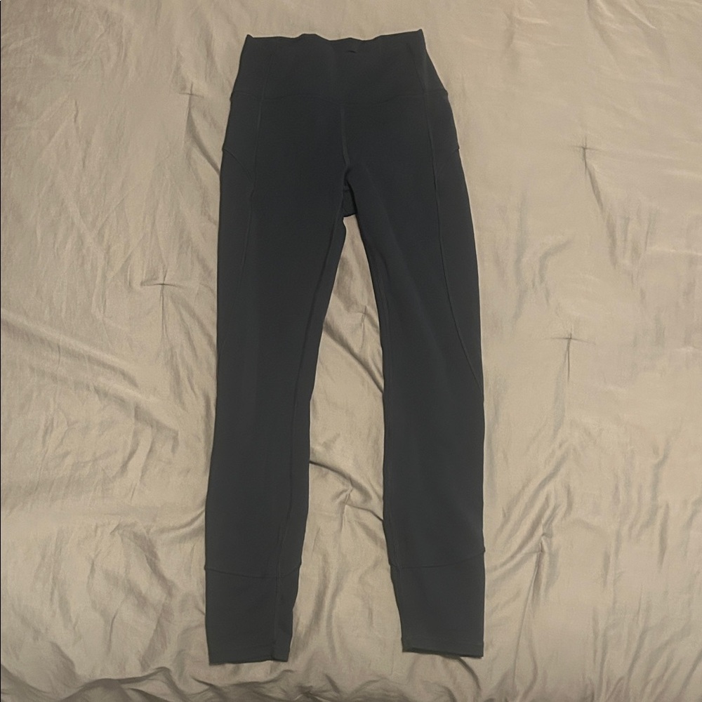 Dark green Lululemon In Movement Tight leggings size 4
